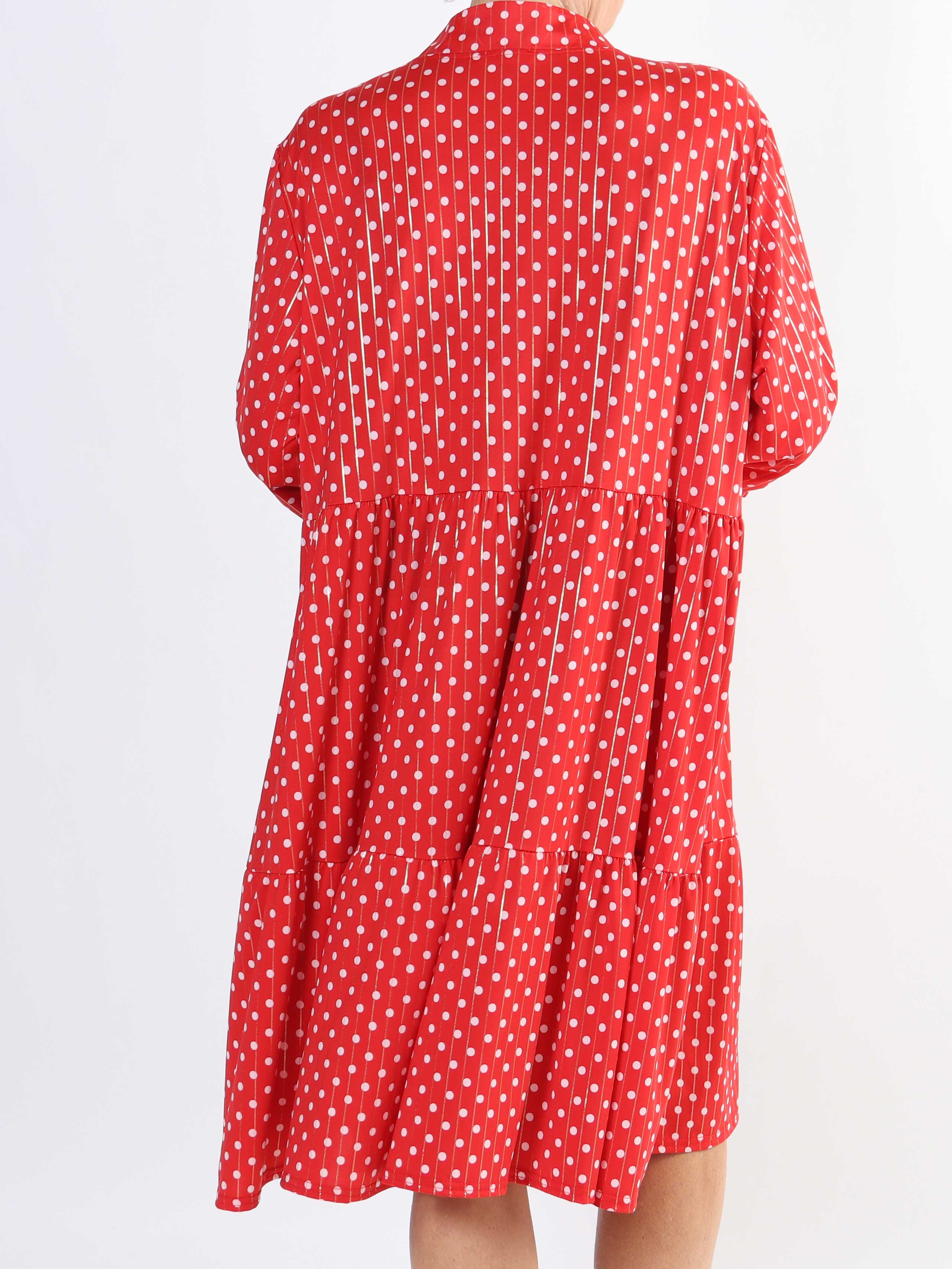 Milano Dot Midi - Plus size kjole med prikker og lag på lag look